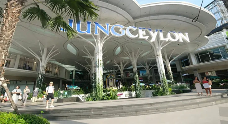 Insta-Worthy Patong: Finding the Most Photogenic Spots Inside Jungceylon